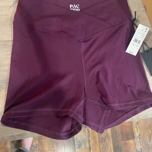 NWT high waisted yoga shorts